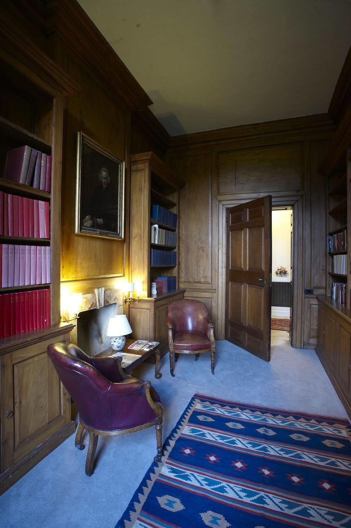 Chicheley Hall Экстерьер фото
